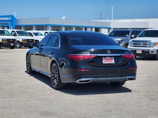 Mercedes-Benz S-Класс 2021