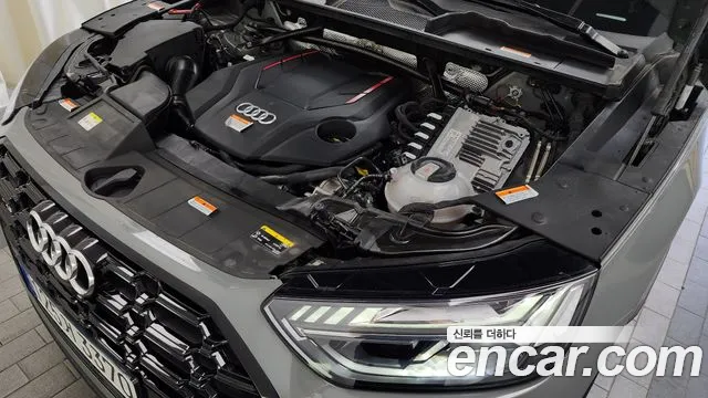 Audi SQ5 2022