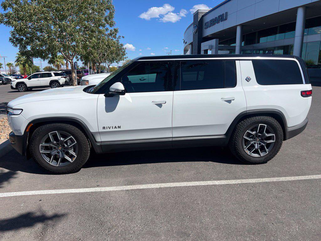 Rivian R1S 2025