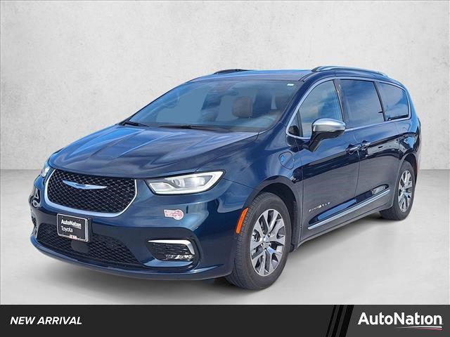 Chrysler Pacifica 2023