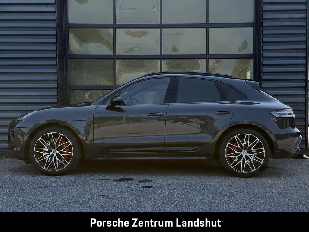 Porsche Macan 2023