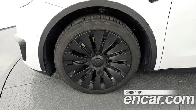 Tesla Model Y 2021