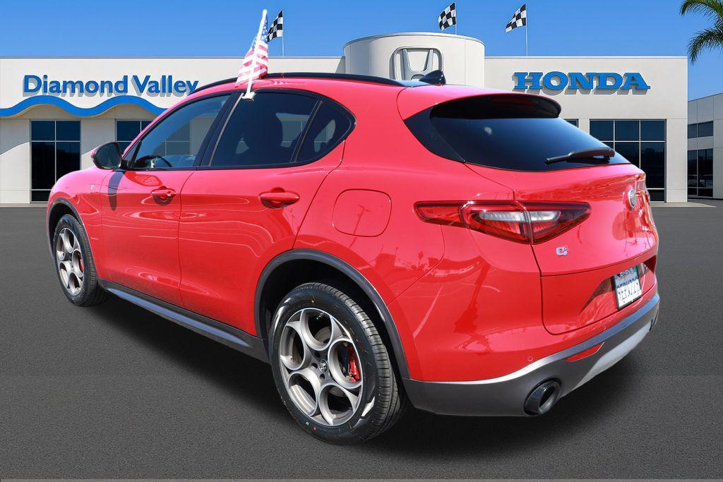Alfa Romeo Stelvio 2023