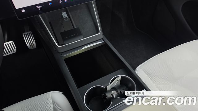 Tesla Model Y 2026