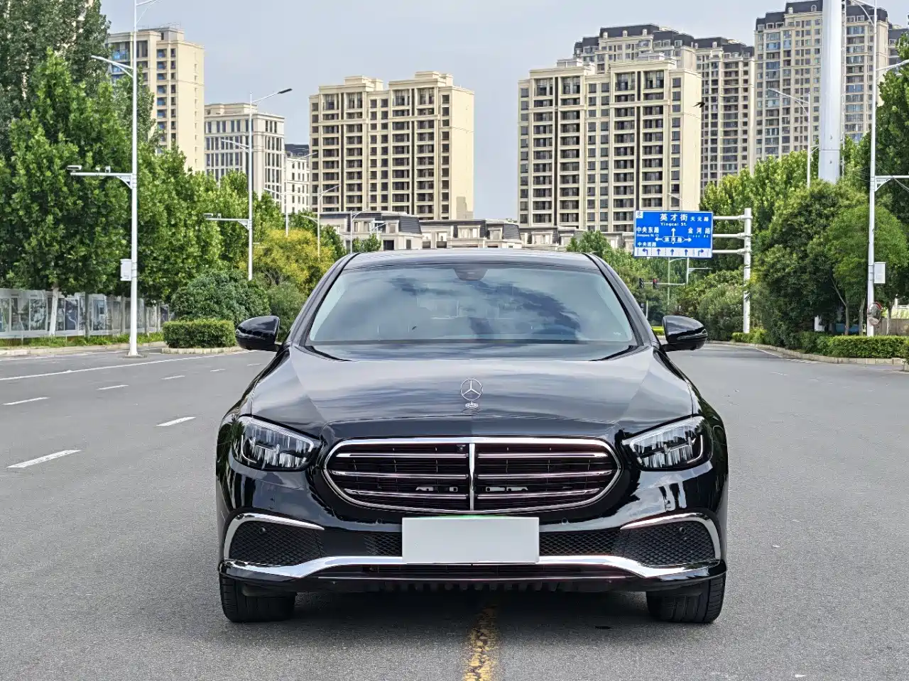 Mercedes-Benz E-Класс 2023
