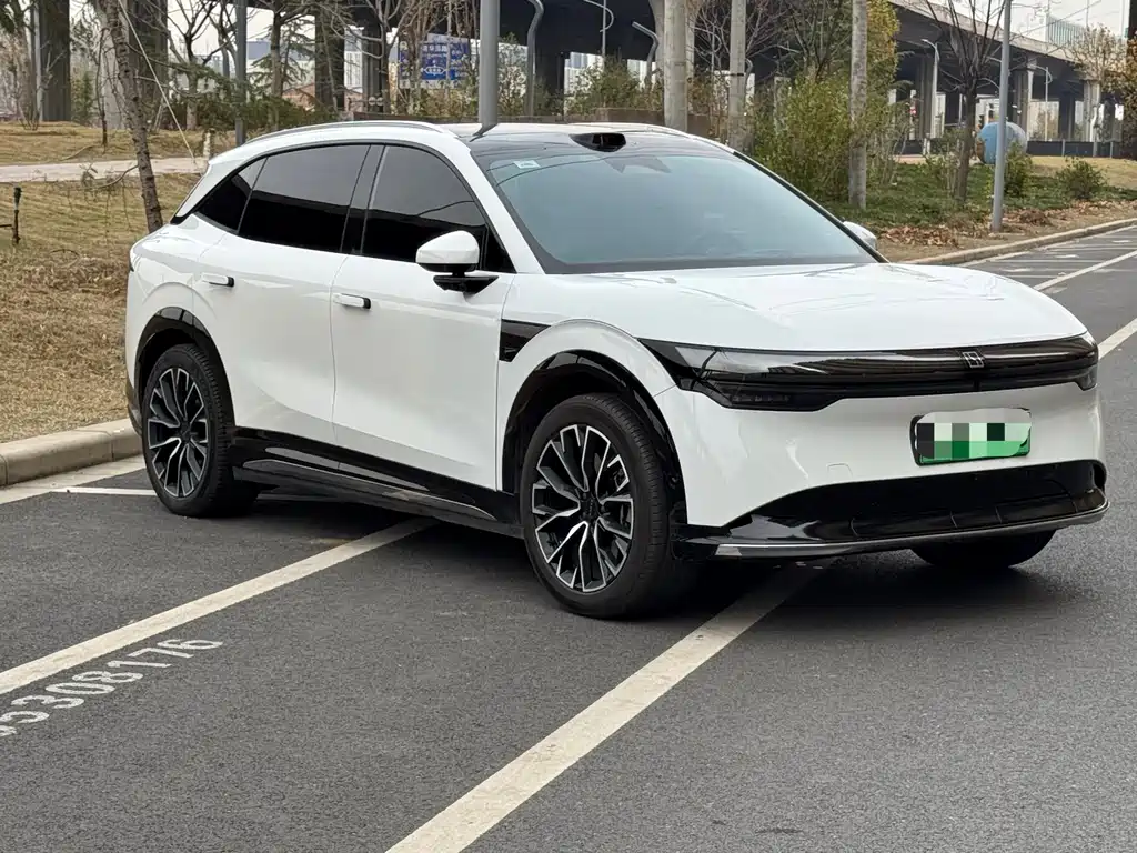 Zeekr 7X 2025