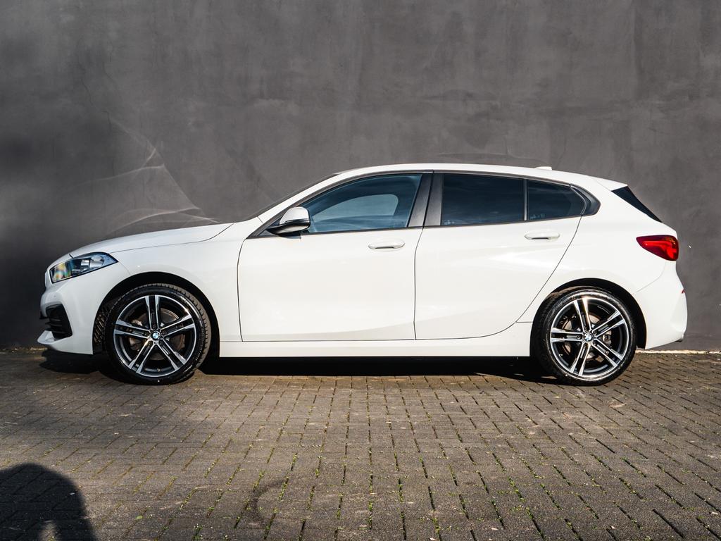 BMW 116 2022