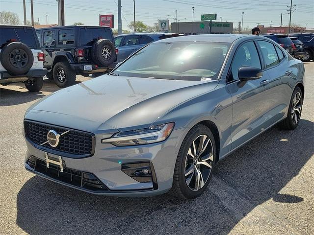 Volvo S60 2024