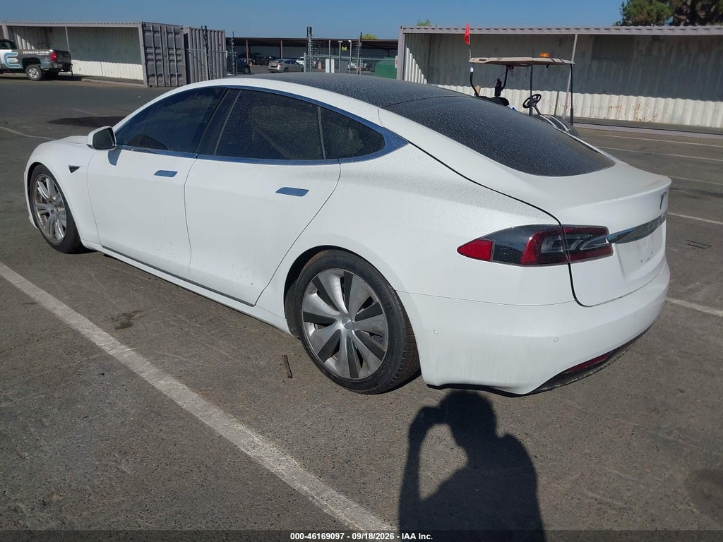 Tesla Model S 2021