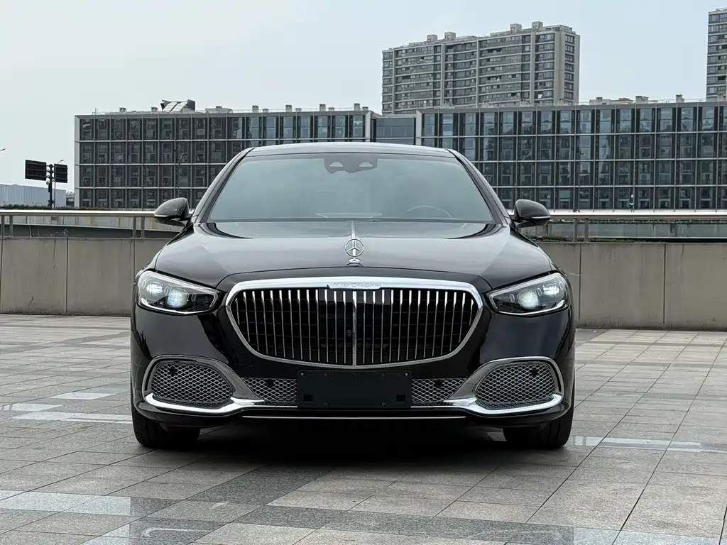 Mercedes-Benz Maybach S-Класс 2023