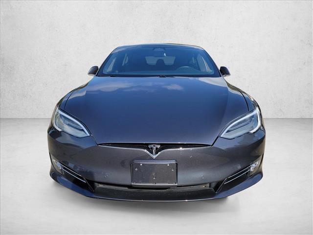 Tesla Model S 2021