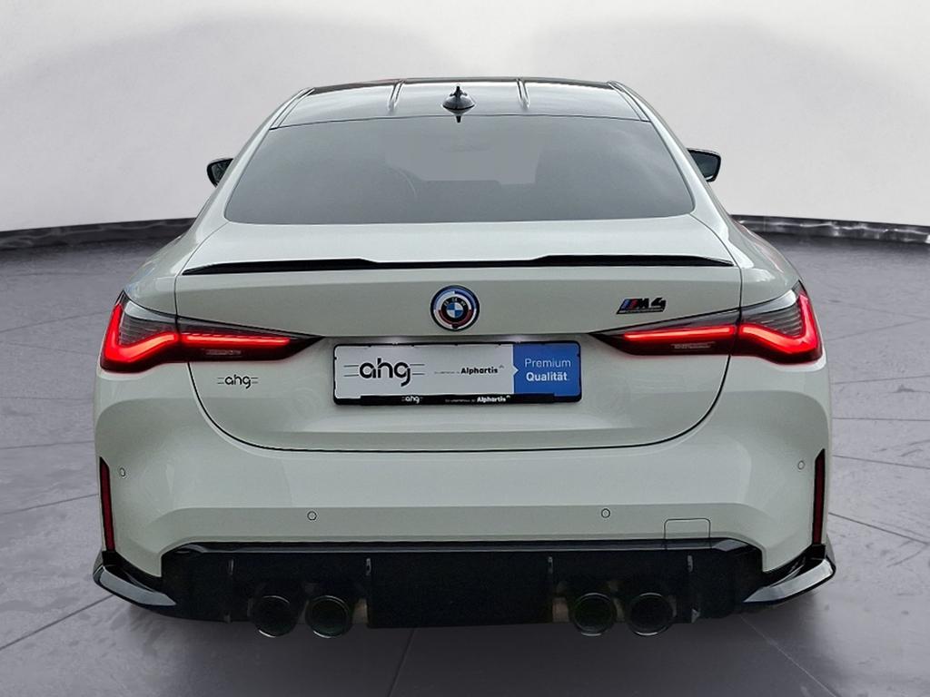 BMW M4 2022