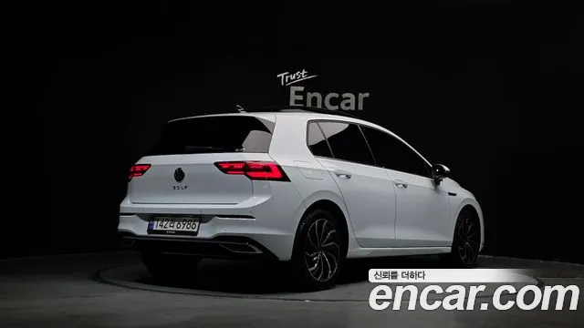 Volkswagen Golf 2024