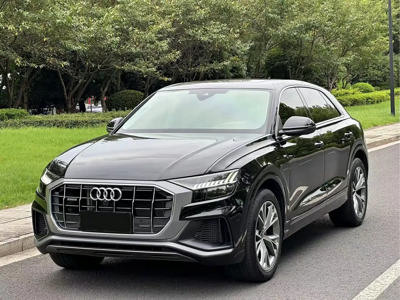 Audi Q8 2023
