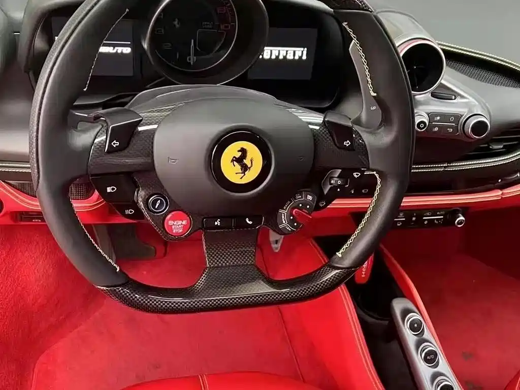 Ferrari F8 2022