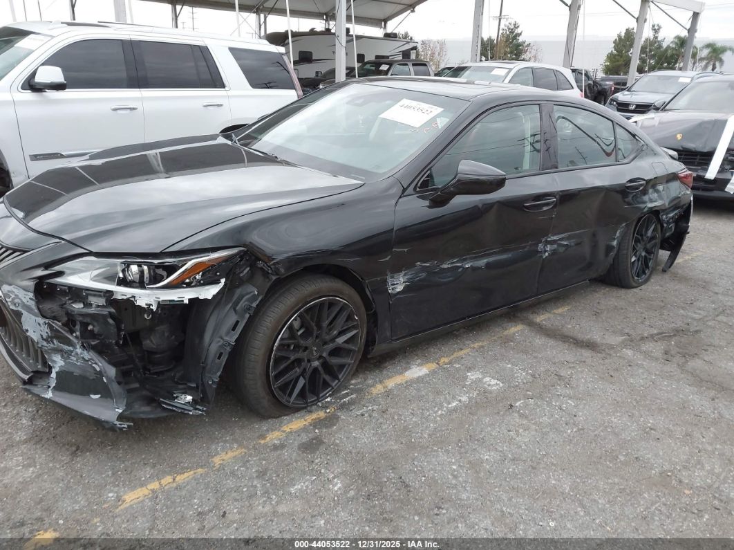 Lexus ES 2021
