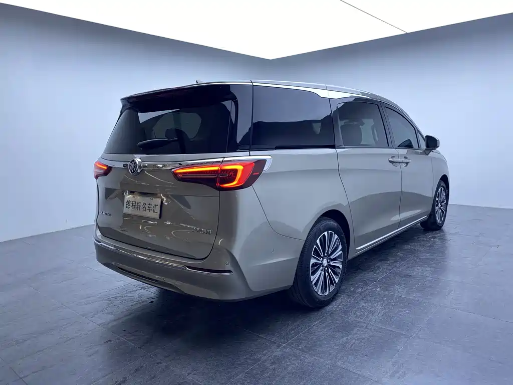 Buick GL8 2024