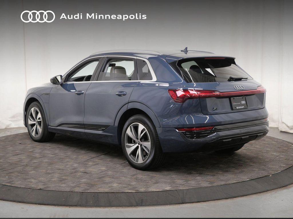 Audi Q8 e-tron 2024
