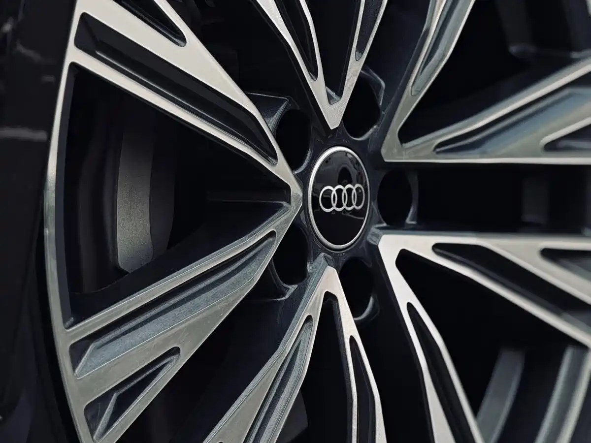 Audi A6 2025