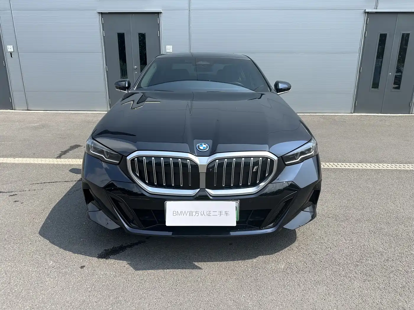 BMW i5 2025