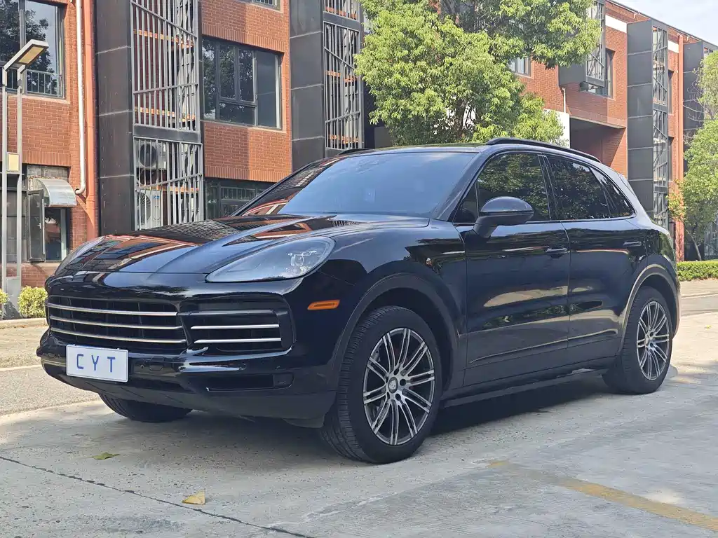Porsche Cayenne 2021