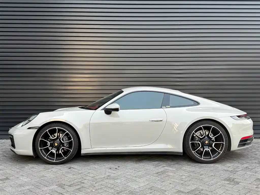 Porsche 911 2022