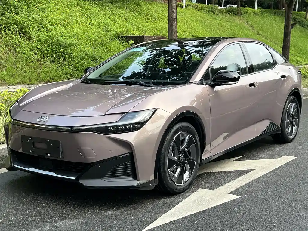 Toyota bZ3 2023