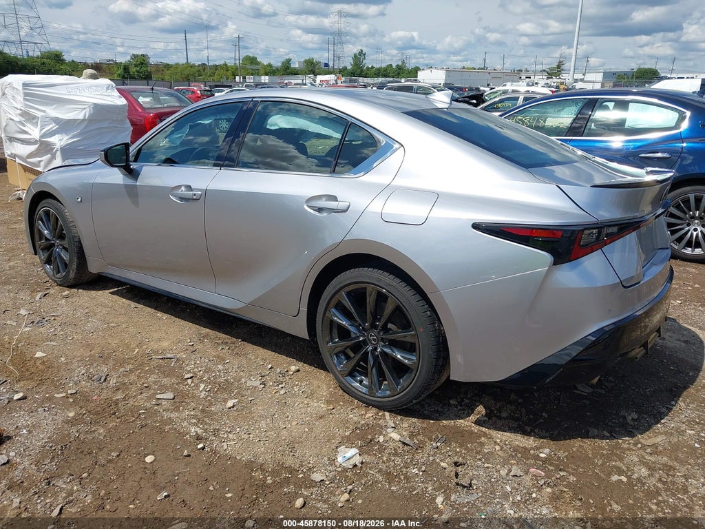 Lexus IS 2023