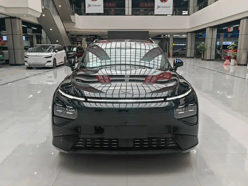 Xpeng G9 2025