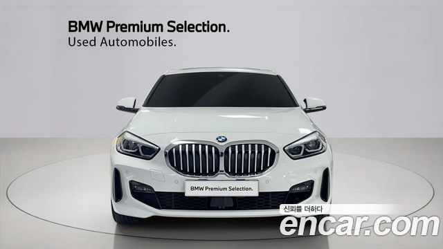 BMW 1 серии 2023