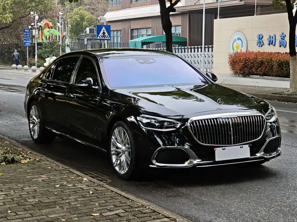 Mercedes-Benz Maybach S-Класс 2022