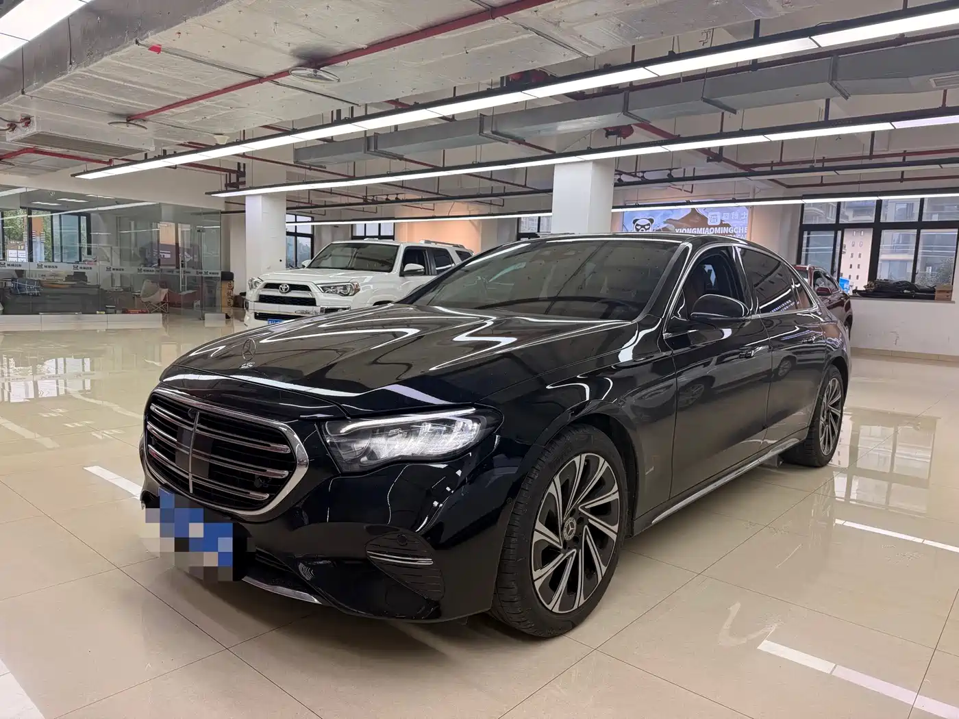 Mercedes-Benz E-Класс 2025