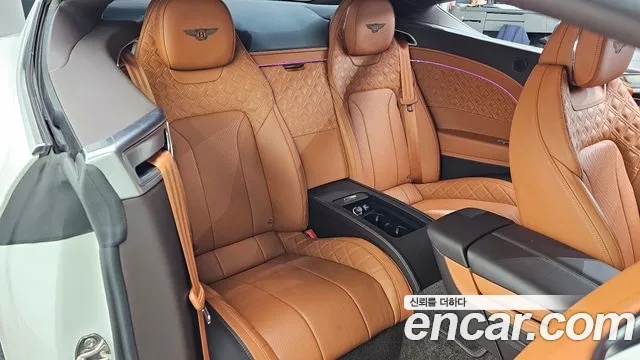 Bentley Continental 2022