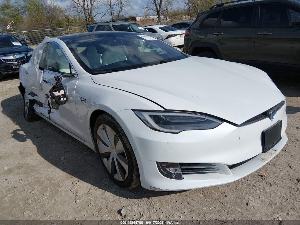 Tesla Model S 2021
