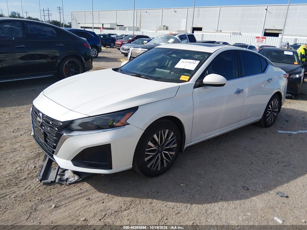 Nissan Altima 2023