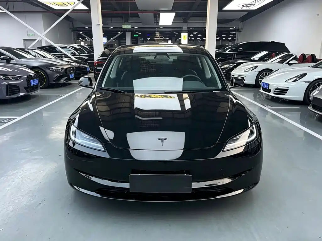 Tesla Model 3 2023