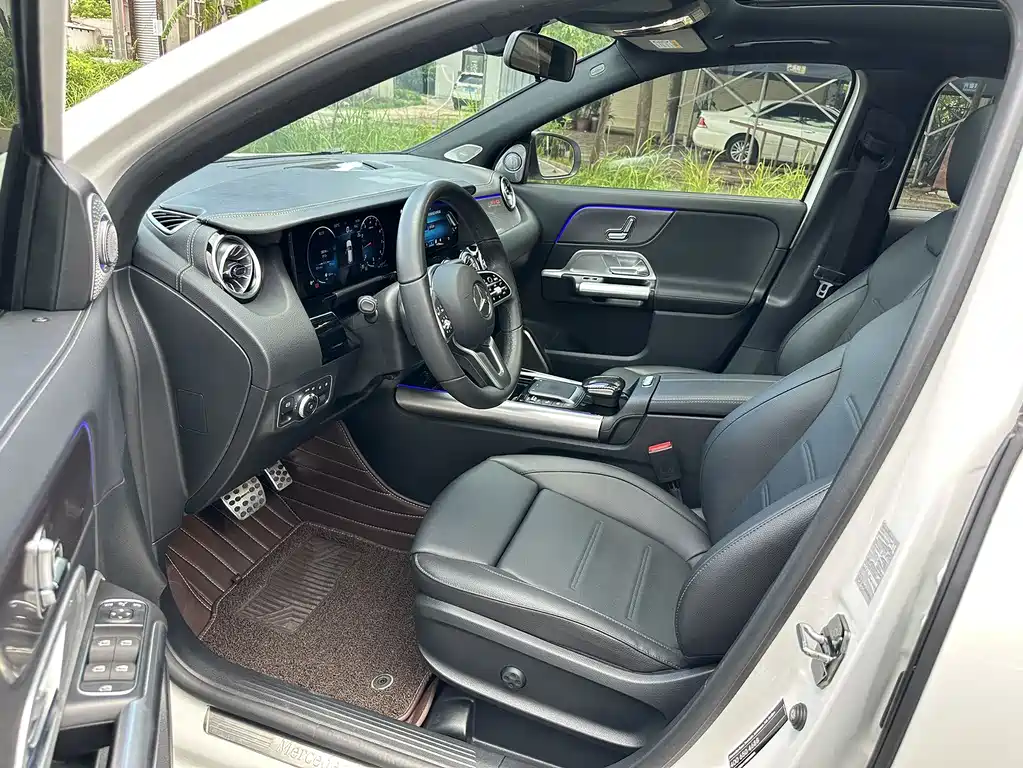 Mercedes-Benz GLA 2021