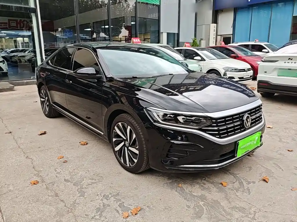 Volkswagen Passat 2023