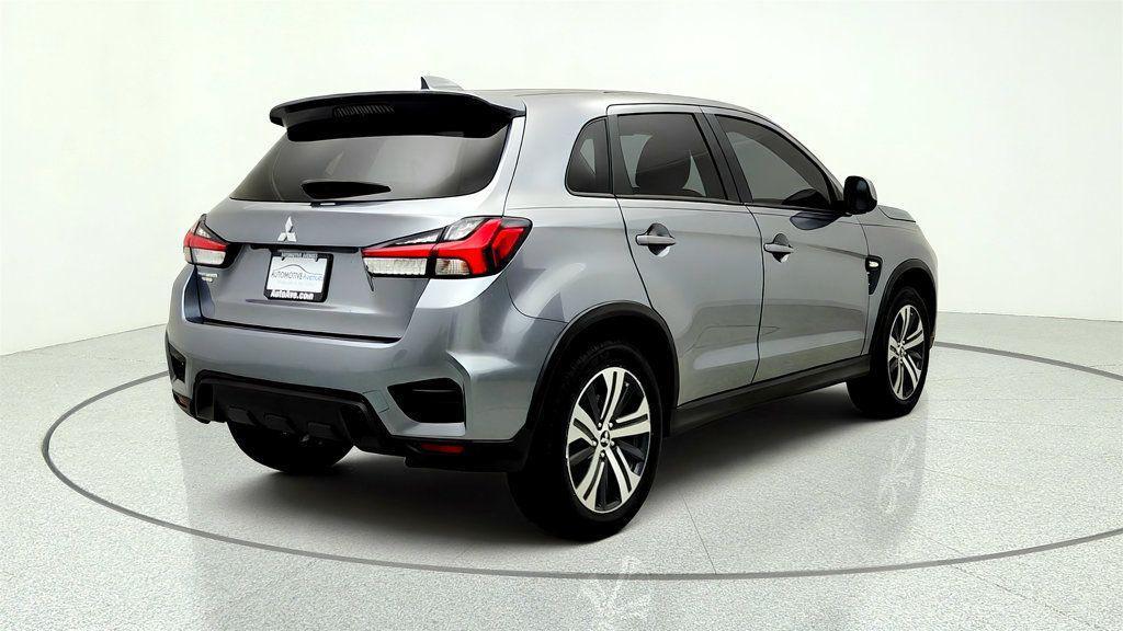 Mitsubishi Outlander Sport 2021