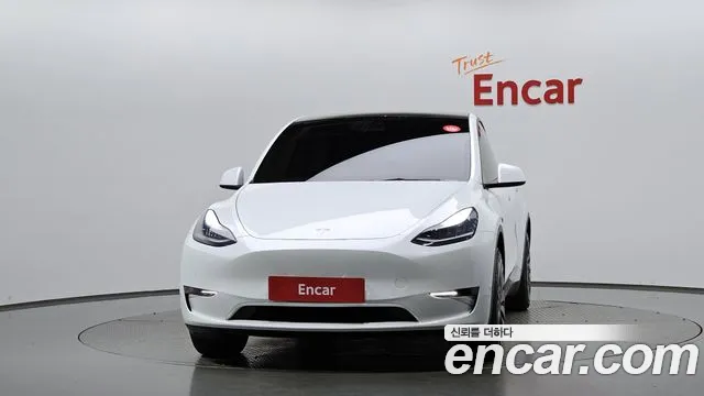 Tesla Model Y 2021