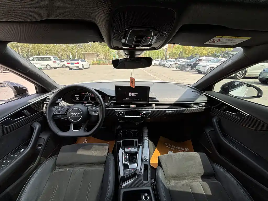 Audi A4 2022