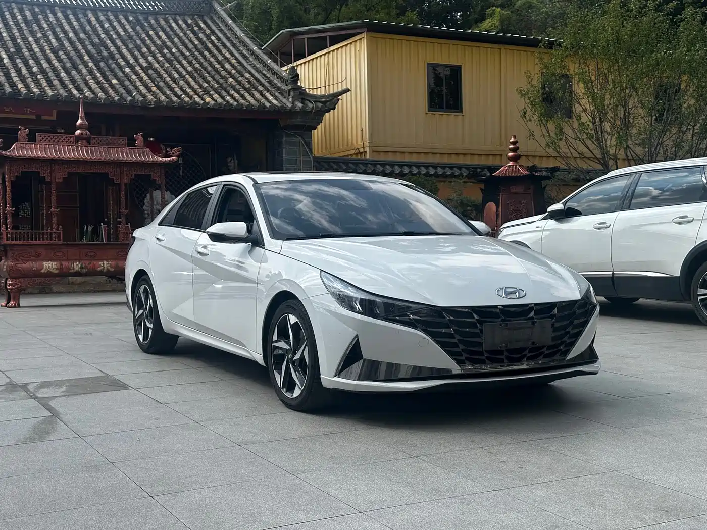Hyundai Elantra 2022