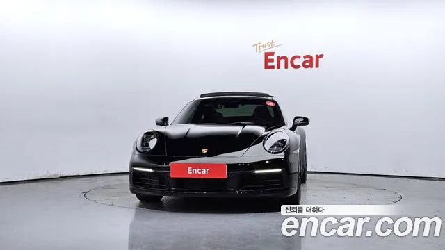 Porsche 911 2021