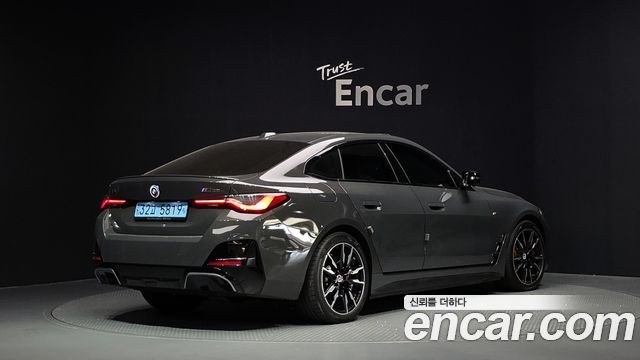 BMW i4 2023
