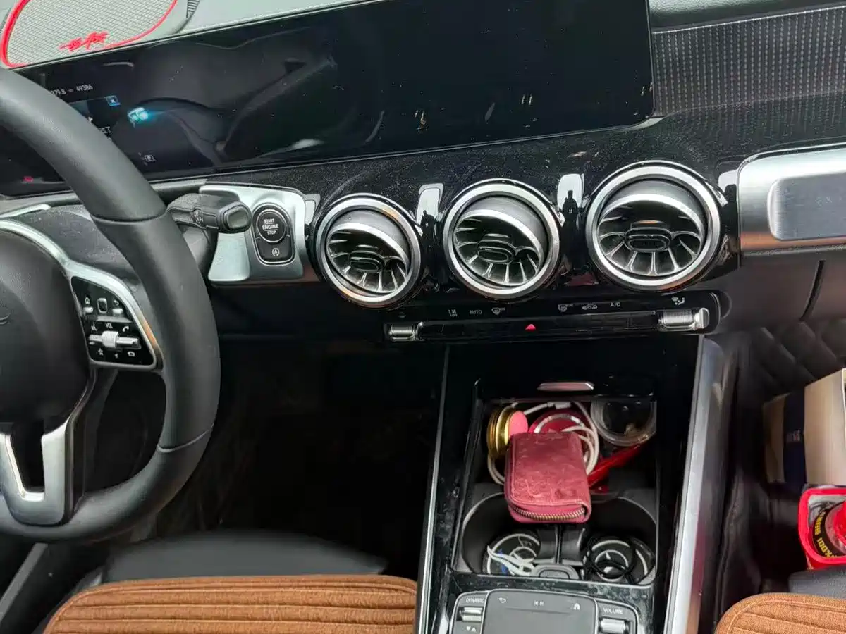 Mercedes-Benz GLB 2021