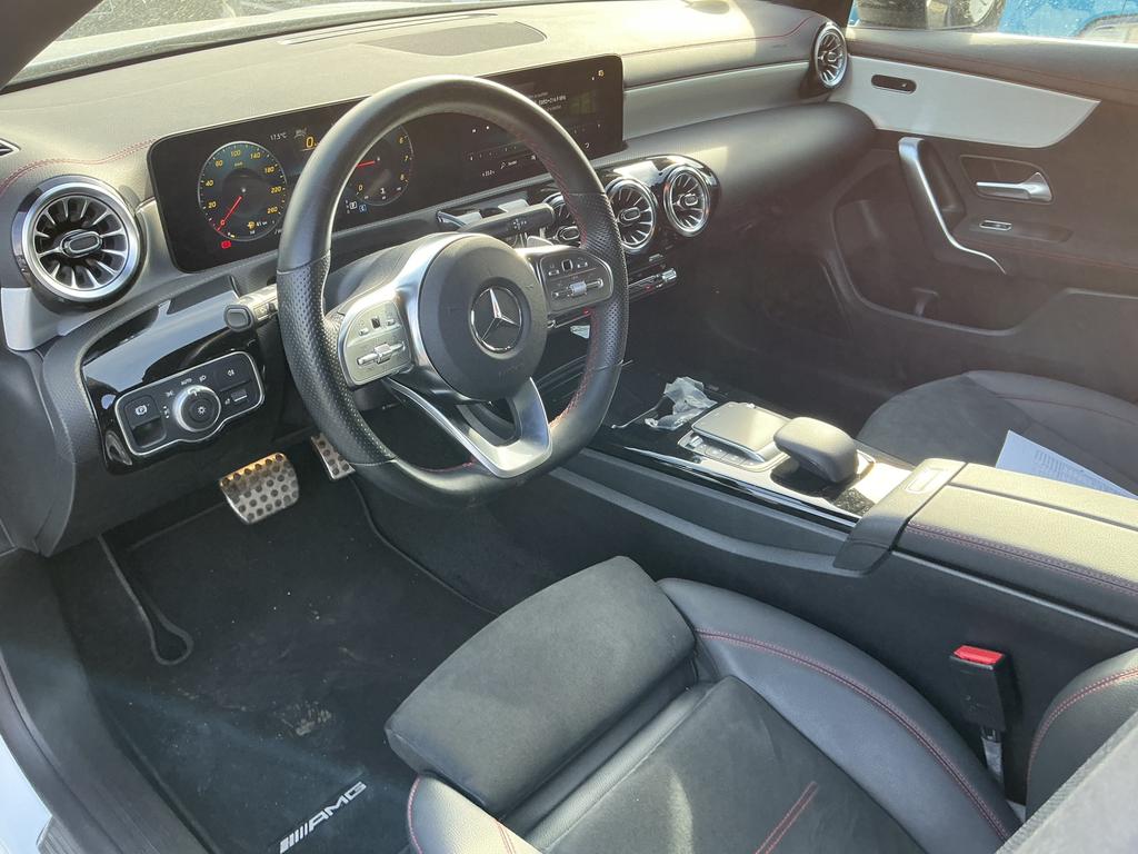 Mercedes-Benz CLA 250 SHOOTING BRAKE 2023
