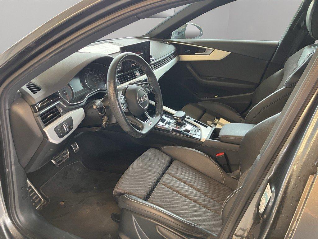 Audi A4 2023