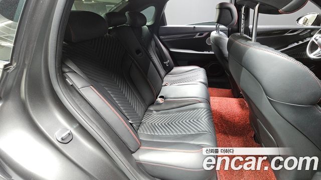 Genesis G80 2023