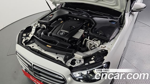 Mercedes-Benz E-Класс 2022