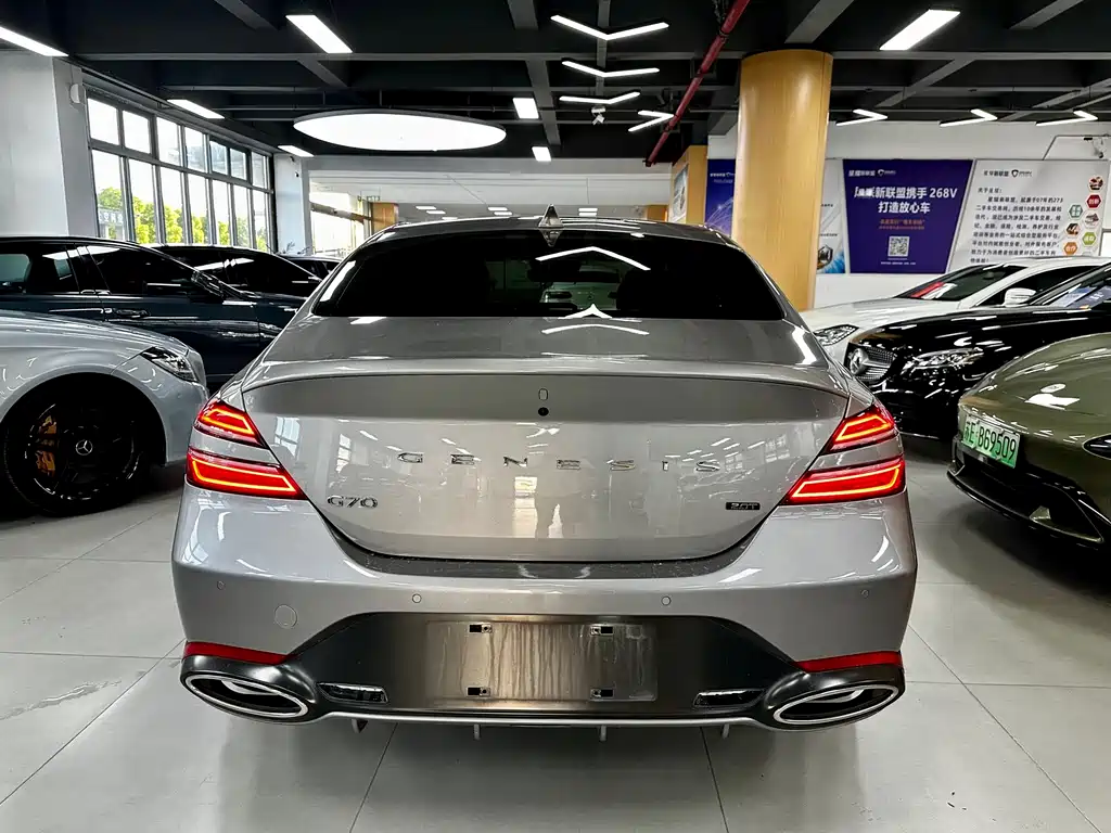 Genesis G70 2022
